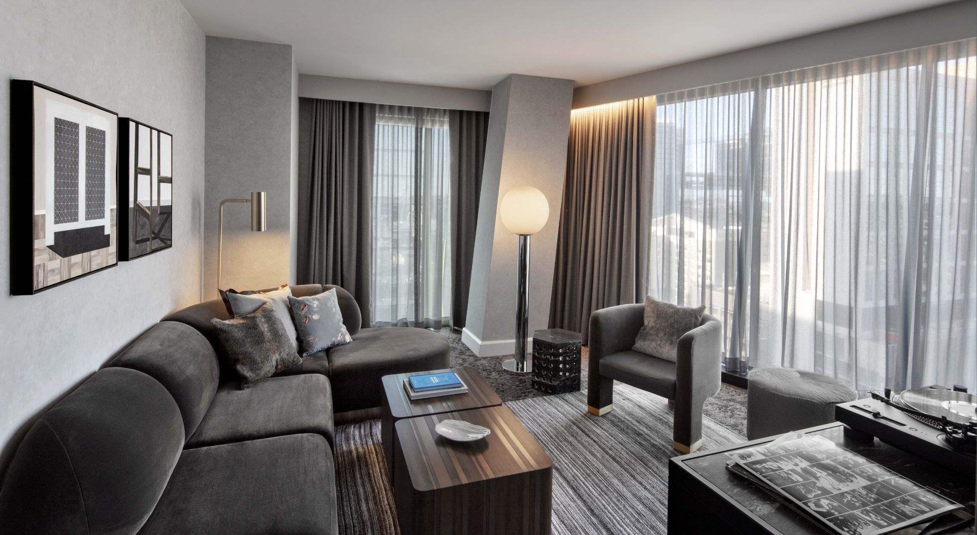 Executive One Bedroom Corner Suite