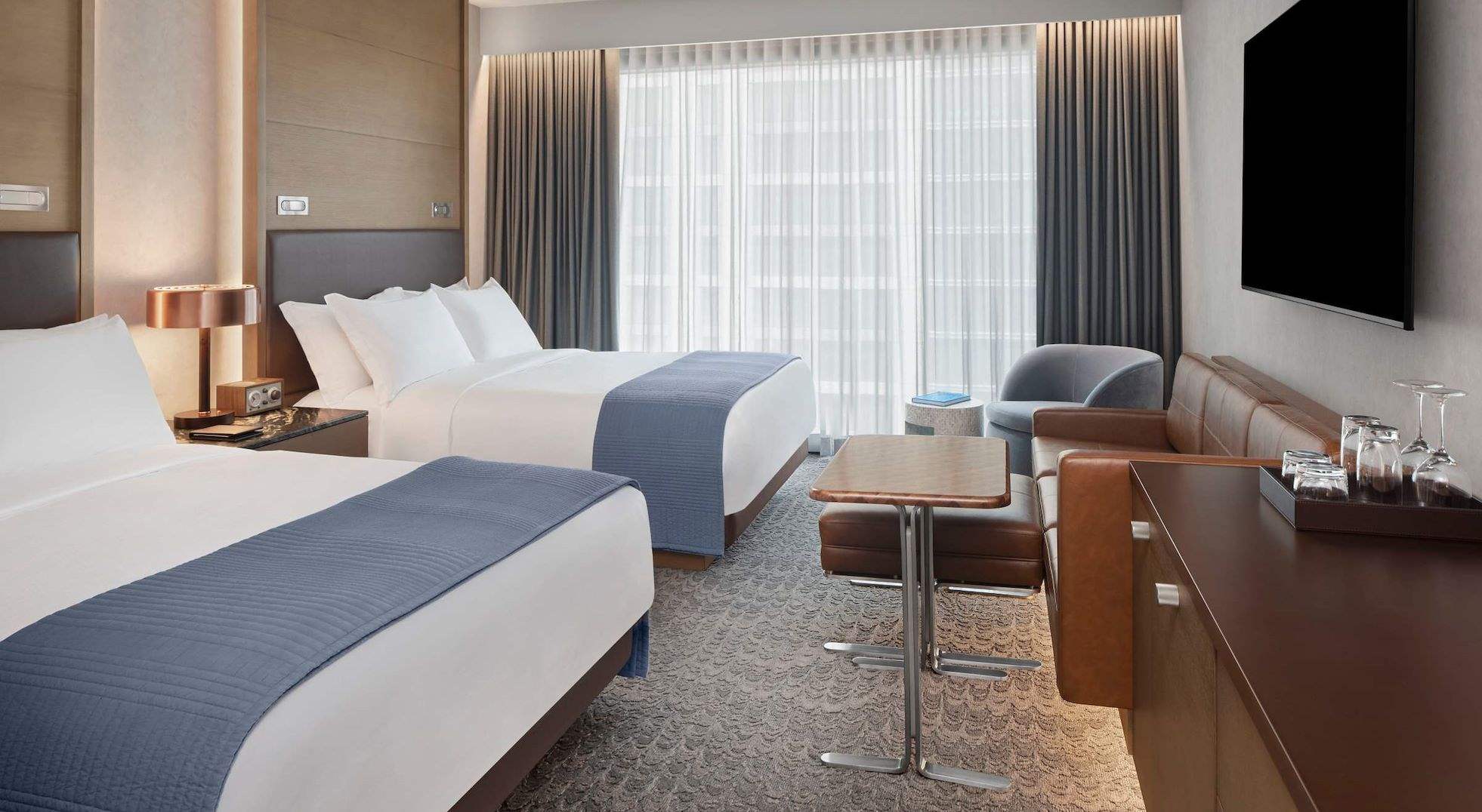 The Joseph Hotel, Nashville Deluxe Queen Guest Room