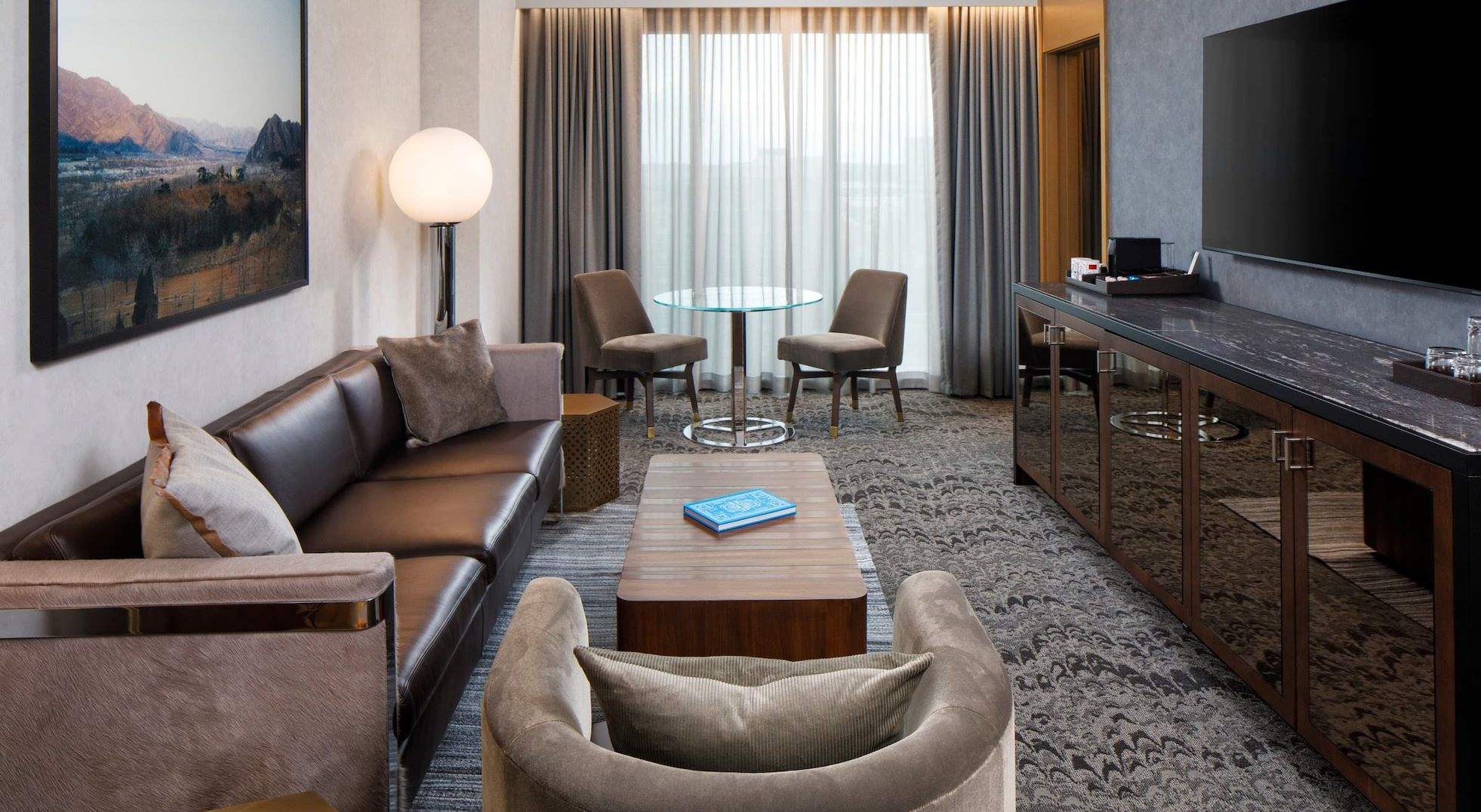 Luxury Suite of The Joseph Hotel, Nashville